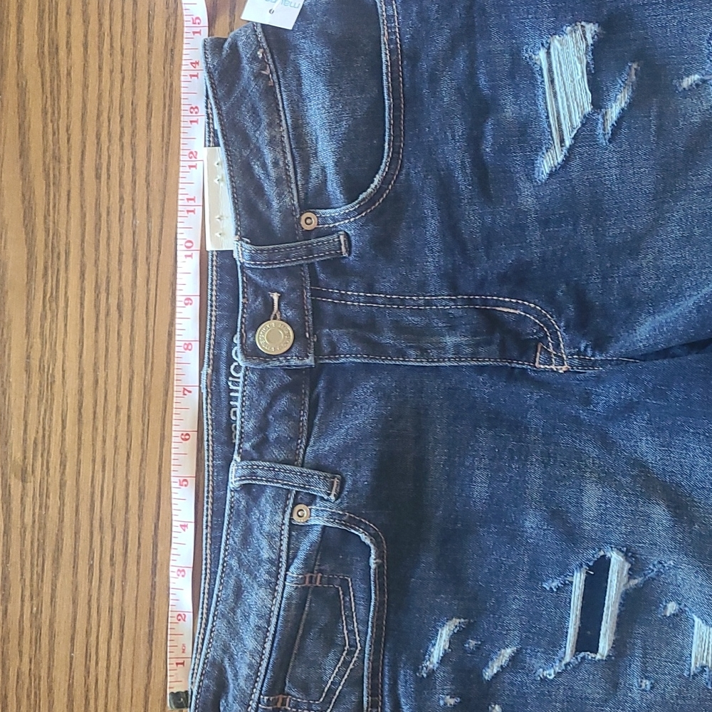 Matrices Boyfriend Shorts - Picture 7 of 7